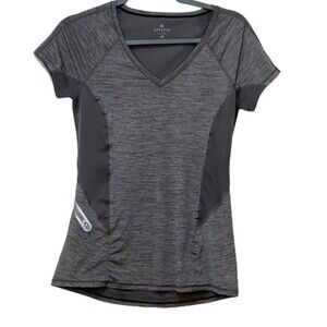 Athleta Forerunner Tee Shirt XS Stretchy Heat Gym Workout Sport Active Pocket